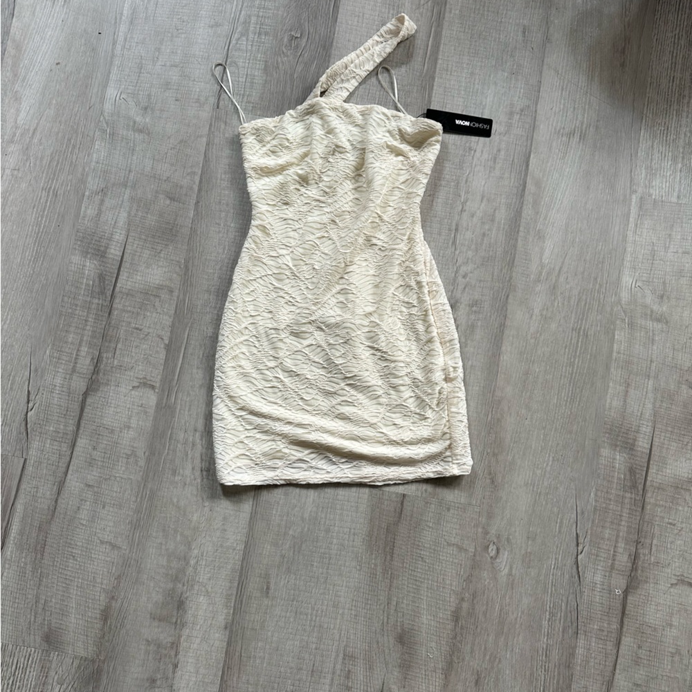 Fashion nova size SMALL